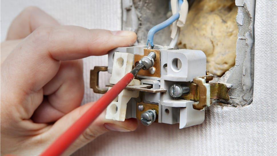Things to Consider Before Taking on a DIY Electrical Repair Project
